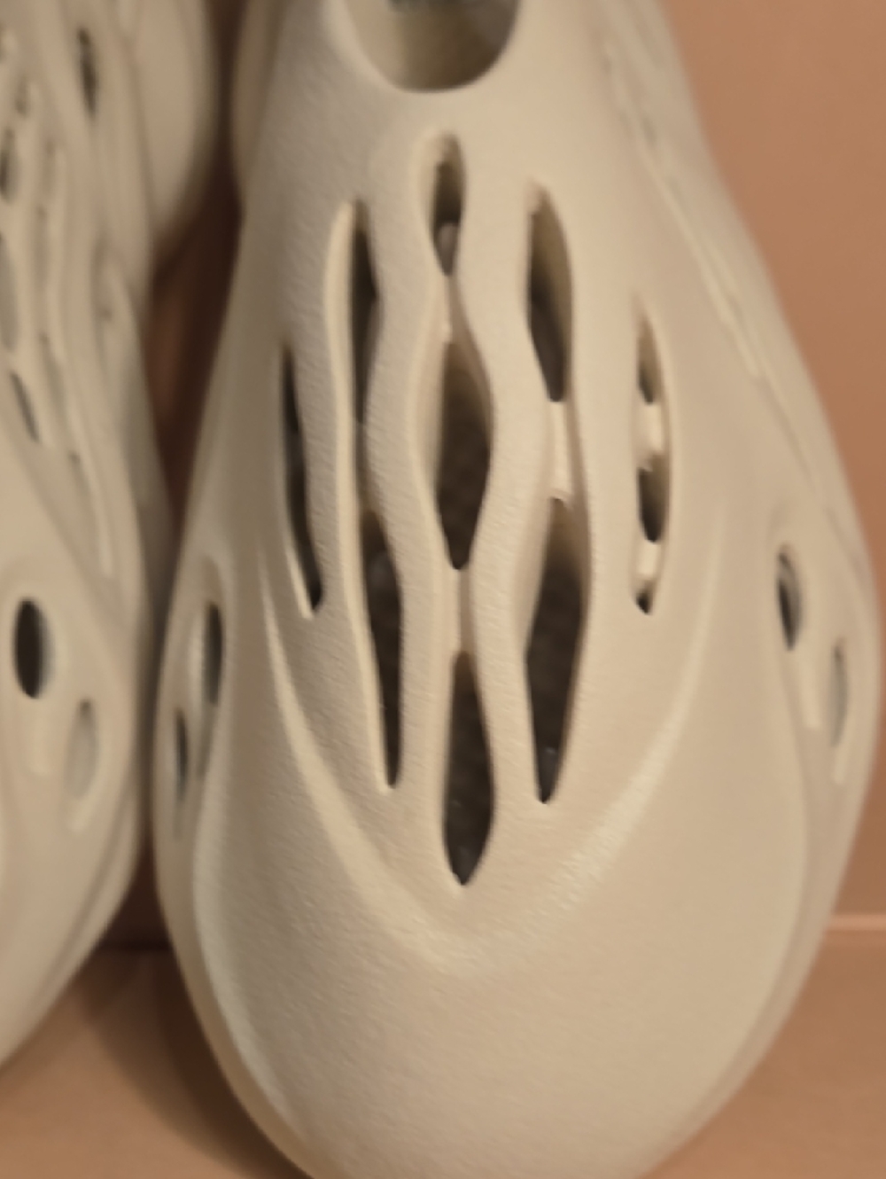 Adidas Cream Slip-On Foam RNNR - Picture 8 of 13